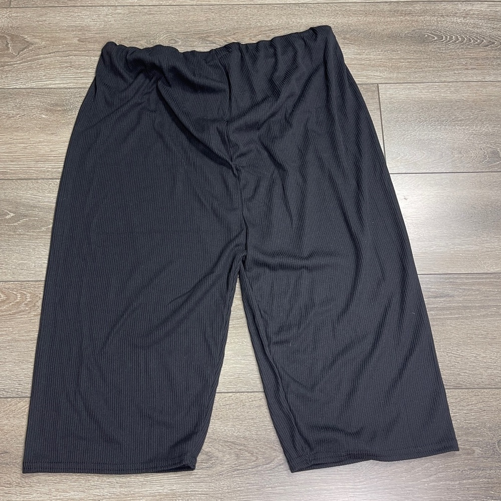 Plus Black Ribbed Cycling short - Picture 5 of 6